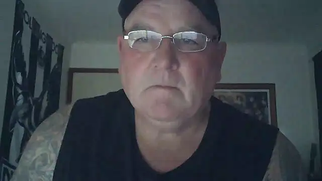 KINKYBLUEYES69 webcam