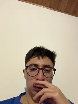 CamiRojas_boy webcam