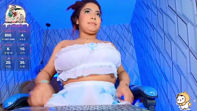 NicolleTaylor webcam