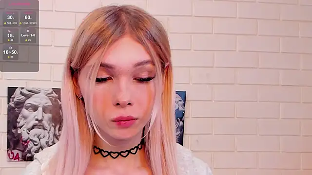 Blondy_Fina webcam