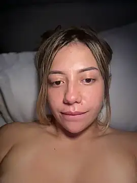 misscat_ - MissCat_'s free webcam