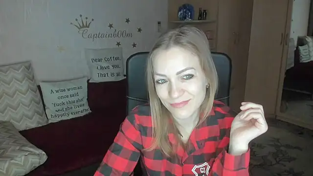 Tiffany_Bates webcam