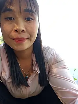 Squirrel-Pear webcam