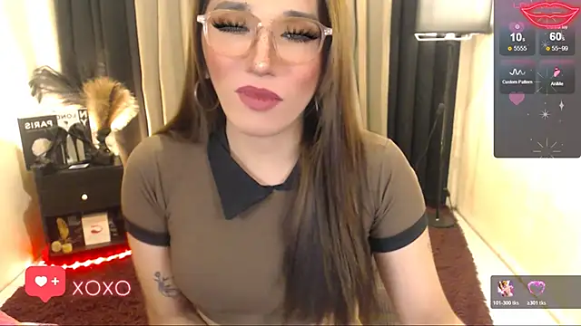 precious_RoseDoll webcam