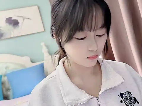 sarah111 webcam stripchat model stream image