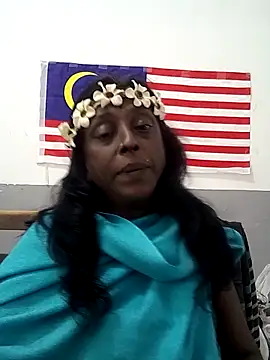 mamakarma1403 webcam