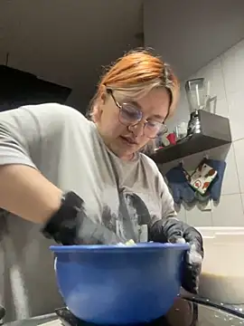 Sophia_Weest99 webcam