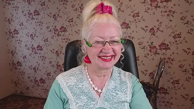 Maya_Mayflower webcam