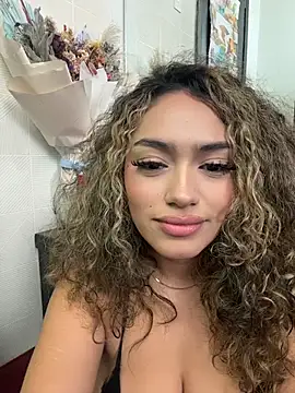 MaddisonBelucci webcam