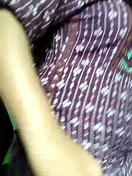 Idhika-Paul live cam screenshot female on TokenKeno — Tip, Play & Watch Live Cams