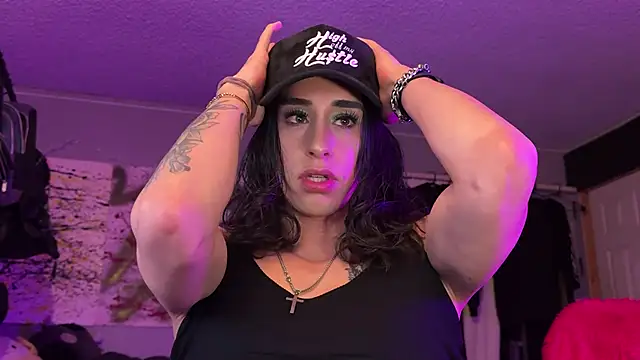 xoFrankie Live Webcam on Stripchat