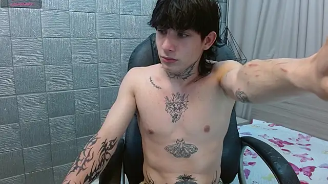 Iantwink18 webcam