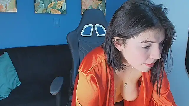 zamira_taylor (F teen) - Huge boobs will bounce 4 u