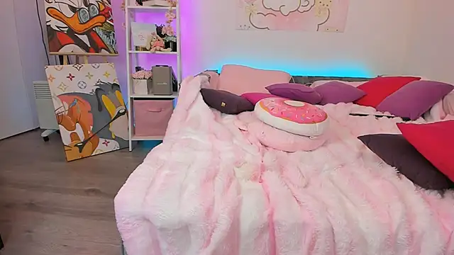 leri_dells (F teen) - SPREAD PUSSY