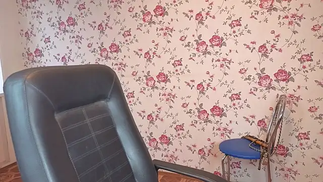 Maya_Mayflower webcam