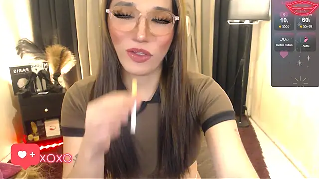 precious_RoseDoll webcam