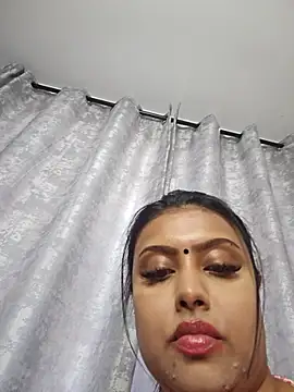 Indian_GlowingMi... Live Webcam on Stripchat