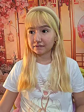 Pinkie_Princes Live Webcam on Stripchat