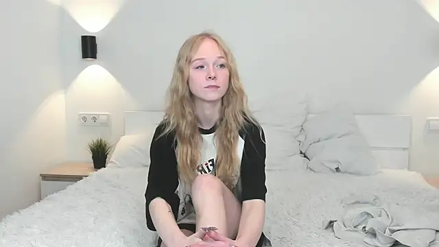 GhisllaineWestler webcam