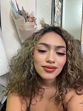 MaddisonBelucci webcam