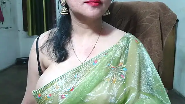 Cute_Mahi22 webcam