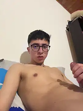 CamiRojas_boy webcam