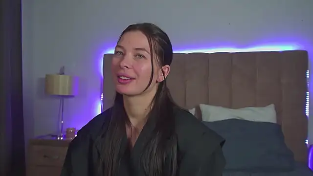 AlexandraBloom webcam