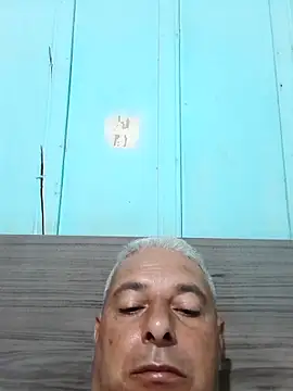 gordonunes (Ask my age) - Ganhar dinheiro para eu pagar uma Cirurg