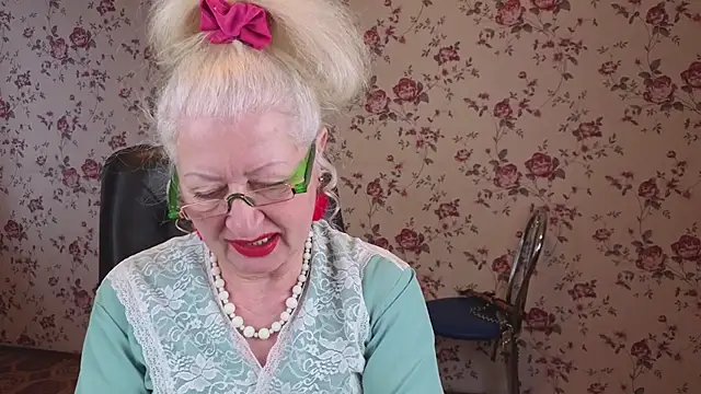 Maya_Mayflower webcam