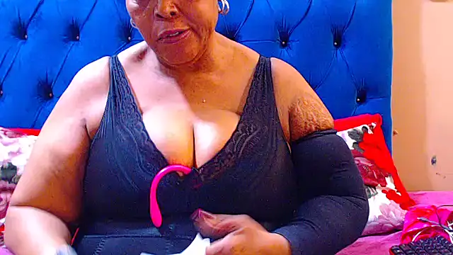ebonycandy10 webcam