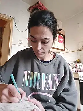 SheTheDeeevil webcam