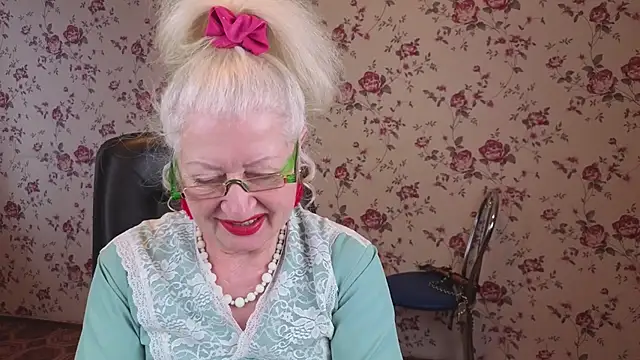 maya_mayflower - Maya_Mayflower's free webcam