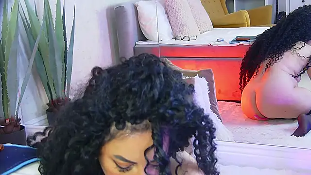 anissia_teaser webcam