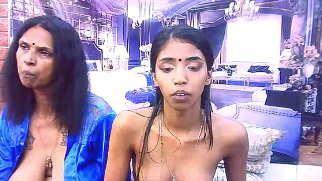 IndianSexySlender webcam