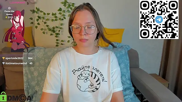 nuura_moore - Nuura_Moore's free webcam