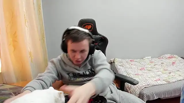 iliaskrislove webcam