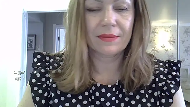 Alexandra-Rosee webcam