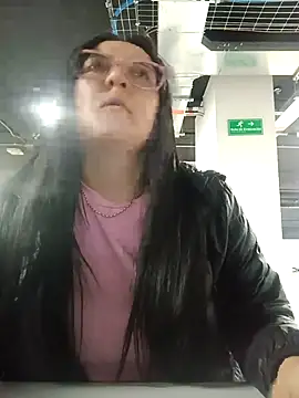 Monserratizzy webcam