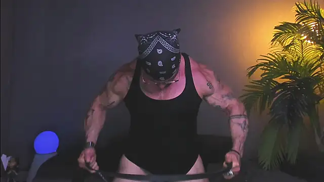 dennis_cox1 Live Webcam on Stripchat