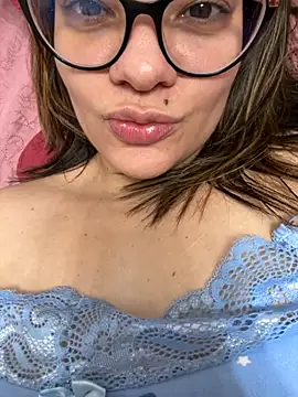 Zyrella live webcam from Brazil on Ufotopia – Live Cams & Video Chat