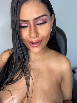 _isabella_1 (F young) - flash tits + titsjob