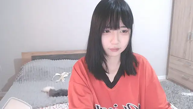 your_angela Live Webcam on Stripchat