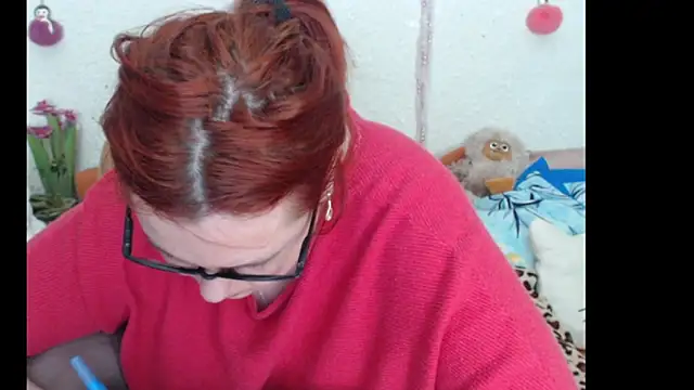 PlayfullMature webcam