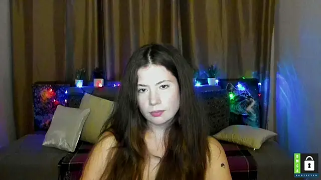 Alicia_redfollow webcam