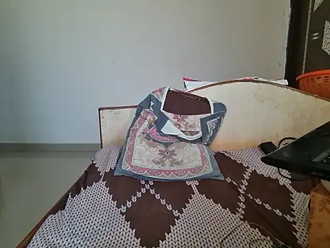 young-hairy-jon webcam