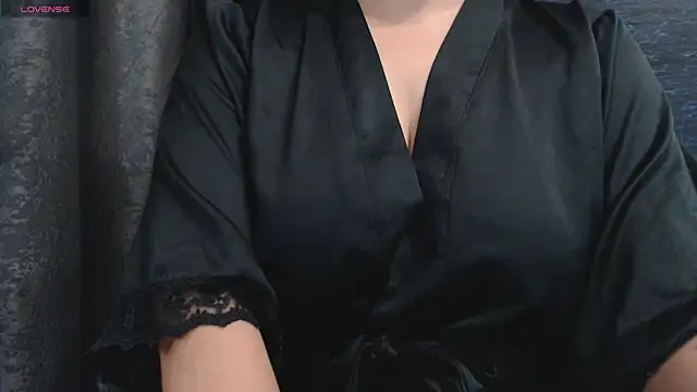 LadyAverrySquirt11 webcam