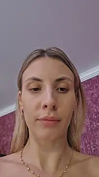 Mishelle-Brizo webcam