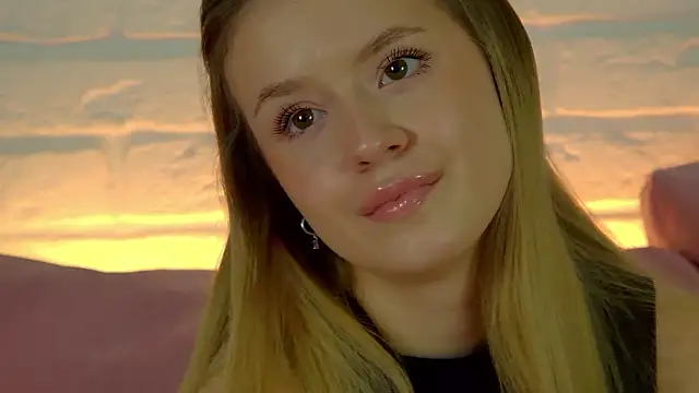 MilanaBalmain webcam