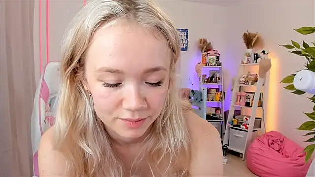 Lily_Young webcam