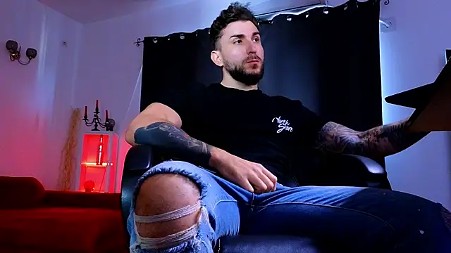 mightyaaron66 (M young) - 𖤐🔥 parTy Time ,House parTy  !  💨𖤐